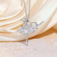 Collier Pendentif Ballerine en Cristal pour Filles, Breloque Danseuse, Bijou de Cou, Cadeau pour Compétition de Danse, Collier de Danse Ballet pour Femmes