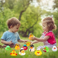 Canards en caoutchouc, assortiment aléatoire de canards en vrac, mini-canards en caoutchouc de 2 pouces pour les jeux de bain, jouets de piscine, cadeaux