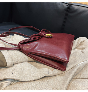 Bolsos cruzados de diseño de moda, bolsos de hombro de cuero PU de alta calidad, bolsos de mano casuales de lujo para mujer - Product Image 6