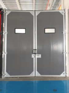 Puertas Batientes Industriales de Alta Calidad con Funciones Antiviento y Antipolvo, Adecuadas para Fábricas, Garajes y Almacenes. - Product Image 4