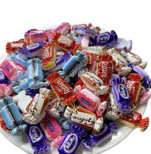 Nouveau design de breloques en résine bonbon breloques en résine à dos plat mignon breloques en résine crème <span class=keywords><strong>colle</strong></span> en vrac breloques en résine en gros - Product Image 1