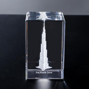 <span class=keywords><strong>Burj</strong></span> <span class=keywords><strong>Khalifa</strong></span> cam 3D kristal küp cilalı oyma lazer baskılı aşk Paperweight ev dekor hatıra hediye kristal el sanatları - Product Image 4