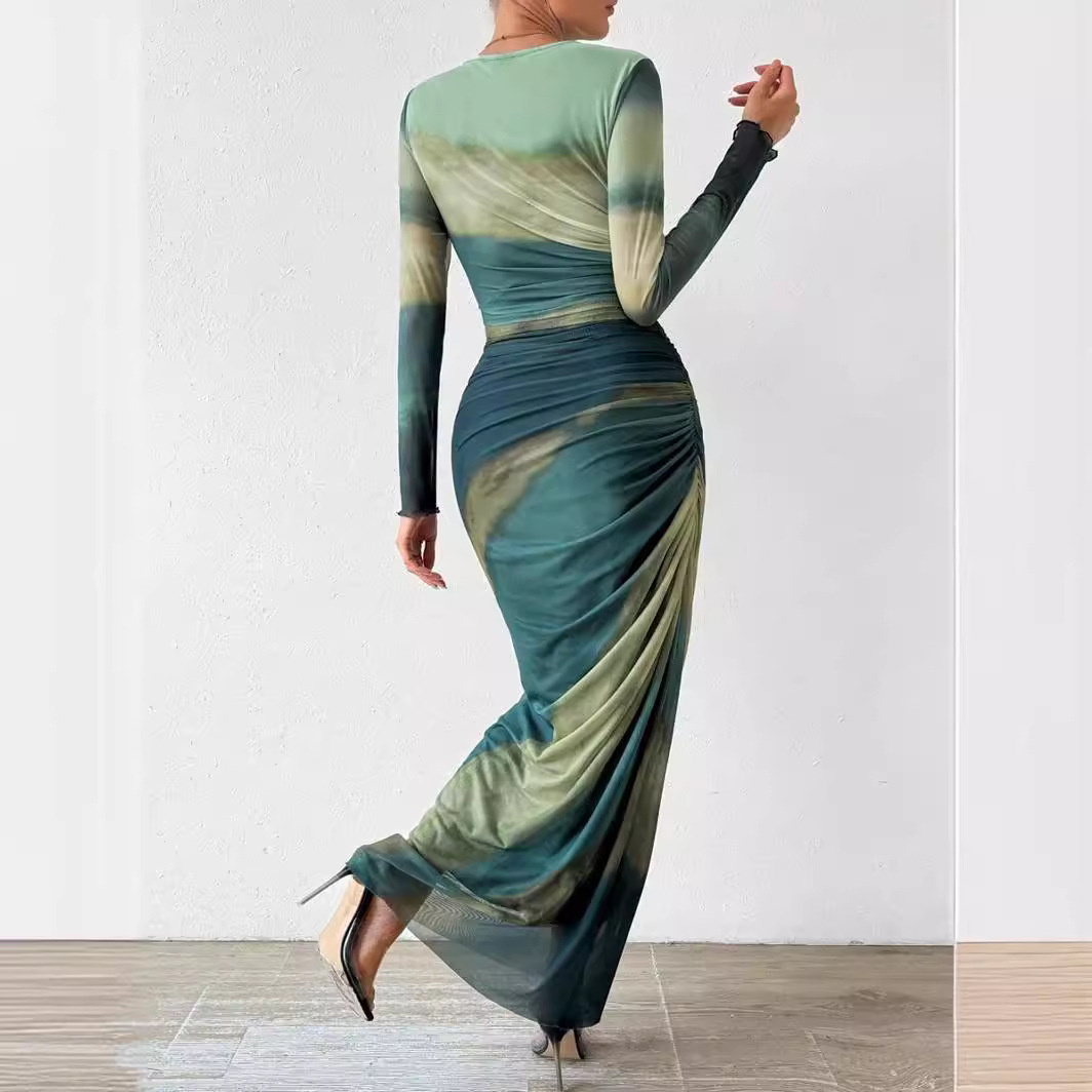 green emerald velvet dress Amazon.com: FANHUCOSTUME European Medieval Renaissance Victorian Dress  Rococo Retro Royal Aristocratic Ball Dress Plus Size Long Dress (BLUE, M) :  Clothing, Shoes & Jewelry main image 0