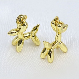 Mini pendentifs breloques solitaires en laiton plaqué or 18 carats, motif chien ballon, pour la création de bijoux tendance unisexe et féminins - Product Image 2