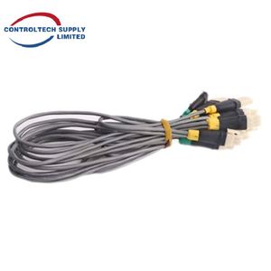 Brand New 51403896-100 Horizontal DC Power Bus <b>Bar</b> 24VDC 20A for TDC 3000 Control System - Product Image 4