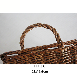Wholesale New Chinese Style Handmade Natural Wicker Basket Willow <strong>Small</strong> Storage Basket <strong>Hamper</strong> with Handle - Product Image 4