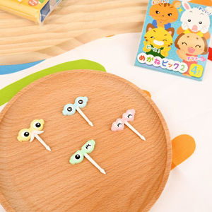 ส้อมผลไม้พลาสติกขนาดเล็ก รูปสัตว์ สำหรับเด็ก ใช้ตกแต่งกล่องข้าว ขนมเค้ก ปลอดภัยสำหรับอาหาร - Product Image 5