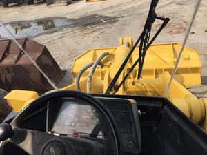 รถตักดินญี่ปุ่นคุณภาพสูง4ton <span class=keywords><strong>Loader</strong></span> <span class=keywords><strong>Komatsu</strong></span> Wa320-3รถตักล้อยางมือสอง