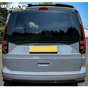 Diffuseur arrière de voiture Haosheng Factory SWB, aspect carbone plastique, 3 pièces, lèvre de pare-chocs arrière pour <span class=keywords><strong>Ford</strong></span> <span class=keywords><strong>Transit</strong></span> Connect SWB 2024+ - Product Image 4