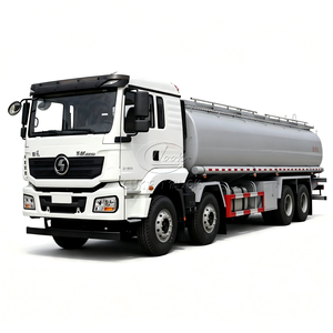 รถบรรทุกน้ำมันดีเซลโครงสร้างใหม่ล่าสุด พร้อมหัวจ่ายน้ำมัน 20000L-35000L รถบรรทุกเติมน้ำมันสำหรับอากาศยานโดยเฉพาะ ผู้ผลิตรถบรรทุก - Product Image 1