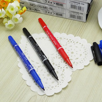 Vente en gros petit marqueur à double tête pour enfants à base d'huile à séchage rapide non effaçable permanent noir rouge bleu pour le dessin