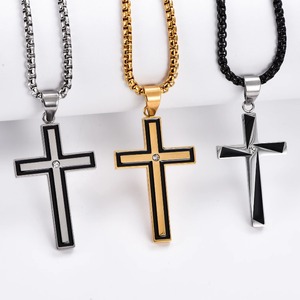 Colliers pendentifs croix en acier inoxydable avec zircon central, croix de Christ pour hommes et femmes, bijoux de foi - Product Image 2