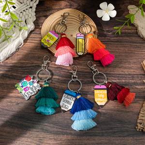 Porte-clés fantaisie en bois multicouche avec pompon et fil, fait main, pour la rentrée scolaire, cadeau pour la Fête des Enseignants - Product Image 2
