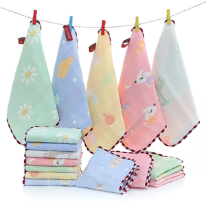 Usine en gros Six couches gaze bavoir bébé pur coton petite serviette maternelle essuie-mains bébé bavoir en gros 25cm * 25cm - Product Image 1