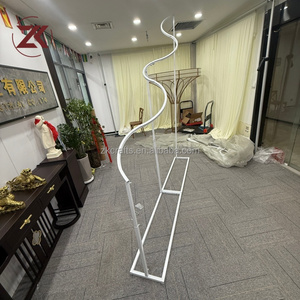 Металлическая арка-фон для свадебных мероприятий ZKAI S Wave, белая, для фотозон - Product Image 3