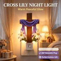 Veilleuse LED à brancher OEM d'usine, motif croix de lys, rotative à 360°, lumière douce et chaude, décoration murale religieuse de Pâques pour la maison, cadeau en gros