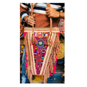 Banjara กระเป๋าสะพายไหล่สำหรับผู้หญิงกระเป๋าคลัทช์ปักลายวินเทจสุดหรูออกแบบได้ตามต้องการสำหรับช้อปปิ้งตอนเย็นกระเป๋าสะพายไหล่ขายส่ง - Product Image 2