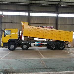 Camión Volquete Usado SINOTRUK HOWO 371hp8x4 para Construcción - Product Image 5