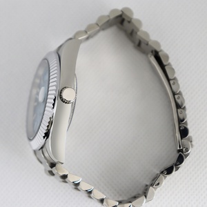 Montre automatique pour homme de luxe personnalisée, résistante à l'eau, avec aiguilles en acier inoxydable, design moderne 2026 - Product Image 3