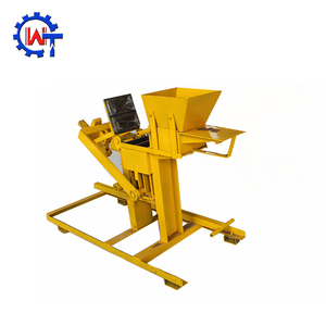 מכונת לבנים ידנית WT2-40 לייצור לבני חימר משולבות, ניידת, בעלות נמוכה, לפרויקטים של בנייה כפרית - Product Image 1