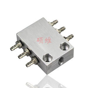 Accesorios para Brazo Robótico de Vacío, Bloque de Salida de Aire Multi-Tubo con Conector Rápido de Cabeza Pagoda, 1 Entrada y 4/6/8/10 Salidas - Product Image 1