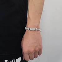Bracelet en laiton plaqué or pour homme, tendance, mignon, en forme d'os de chien, avec zircon, glacé, chaîne cubaine fine pour les fêtes