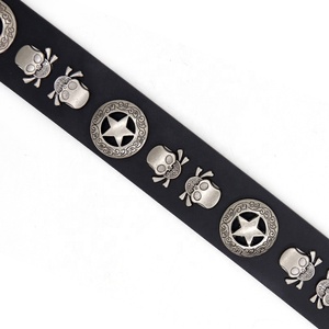 Cinturón de Cuero Ancho para Hombre, Diseño de Calavera con Remaches Negros, Estilo Punk, con Hebilla de Aleación - Product Image 5