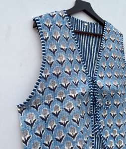 Chaleco de algodón sostenible para mujer de otoño, chaleco de rayas Reversible con ribete frontal abierto con cuello en V, diseño versátil, ropa de calle exterior - Product Image 5