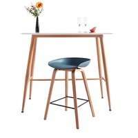 Chaise de bar haute design moderne et simple en bois massif de style nordique pour usage commercial