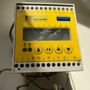 Een Gloednieuw Origineel <span class=keywords><strong>Product</strong></span> 1Pcs Trillingsmeetapparaat Cmdt 391ksl Nieuw Via Fedex Of Dhl Nieuwe Originele Klaar Voorraad Industriële - Product Image 1