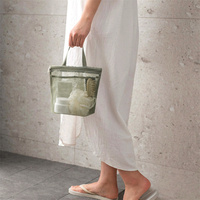 Sac de rangement en maille pour maquillage et articles de toilette, organisateur portable de voyage pour outils de douche et de soin corporel, pochette suspendue pour cosmétiques