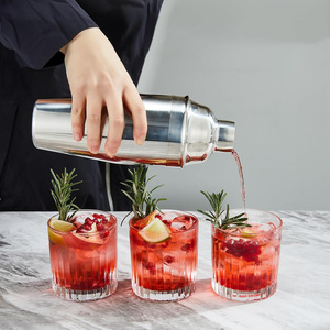 Shaker à cocktails avec passoire de barman, doseur jigger, cuillère de mélange de bar, ensemble professionnel de mélangeur de boissons - Product Image 2