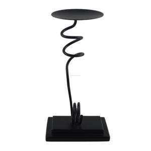 Ensemble de 2 bougeoirs en fil de fer plaqué or de différentes tailles, idéaux pour les accessoires de décoration de table d'hôtel et de maison d'Inde - Product Image 2