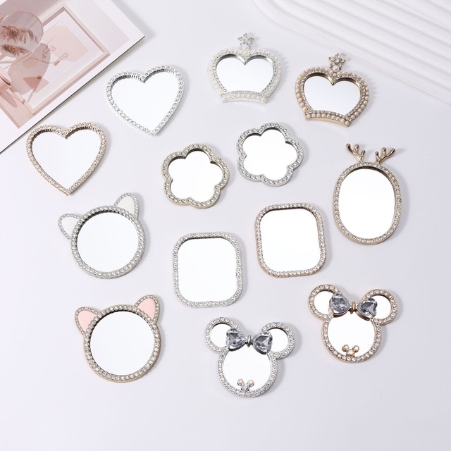 Factory Portable Mini Fashion Alloy Diamond love Mirror Diy Mobile Phone Decoration Accessories