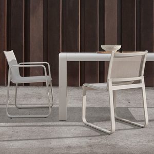 Ensemble <span class=keywords><strong>de</strong></span> terrasse et <span class=keywords><strong>de</strong></span> <span class=keywords><strong>jardin</strong></span> en aluminium <span class=keywords><strong>Table</strong></span> <span class=keywords><strong>à</strong></span> <span class=keywords><strong>manger</strong></span> pour l'extérieur Mobilier <span class=keywords><strong>de</strong></span> véranda Chaises pour balcon <span class=keywords><strong>Jardin</strong></span> Extérieur Groupe <span class=keywords><strong>de</strong></span> sièges pour la vie - Product Image 2