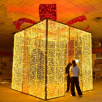 Fabricant chinois de lumières LED de Noël créatives de forme originale, homologuées IP65 pour l'intérieur/l'extérieur, en alliage d'aluminium, à intensité variable, avec télécommande, pour l'aménagement paysager