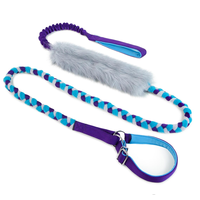 Jouets pour chiens colorés personnalisés, accessoires pour animaux de compagnie, laisse en polaire tressée 3-en-1 avec jouet en fourrure de renard, parfait pour les entraînements d'agilité
