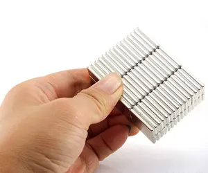 Diskon strip magnetik kuat untuk pakaian Strip Magnet tipis kecil