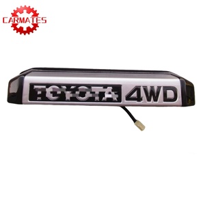 Pour Toyota <span class=keywords><strong>Land</strong></span> <span class=keywords><strong>Cruiser</strong></span> 70 <span class=keywords><strong>HZJ70</strong></span> LC71 LC76 LC78 Ensemble de feux de plaque d'immatriculation 81270-60221 81270-60220 - Product Image 1