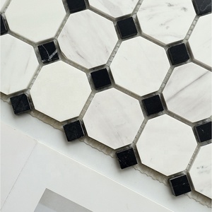 Mosaico <span class=keywords><strong>de</strong></span> Travertino Moderno <span class=keywords><strong>de</strong></span> Alta Gama para Decoración <span class=keywords><strong>de</strong></span> Paredes Exteriores, Uso en Hoteles, Piscinas y Villas, 10 mm, Negro y Blanco, Resistente al Agua - Product Image 2