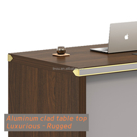 Bureau de travail moderne et durable pour la maison avec design modulaire écologique, construction en panneaux de bois, solutions de rangement pour usage professionnel