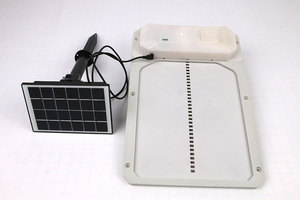 <span class=keywords><strong>Porte</strong></span> automatique <span class=keywords><strong>de</strong></span> <span class=keywords><strong>poulailler</strong></span> avec <span class=keywords><strong>panneau</strong></span> <span class=keywords><strong>solaire</strong></span>, <span class=keywords><strong>porte</strong></span> <span class=keywords><strong>de</strong></span> <span class=keywords><strong>poulailler</strong></span> à énergie <span class=keywords><strong>solaire</strong></span> avec minuterie et capteur <span class=keywords><strong>de</strong></span> lumière - Product Image 6