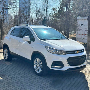 JX <span class=keywords><strong>Auto</strong></span> <span class=keywords><strong>Chevrolet</strong></span> <span class=keywords><strong>Trax</strong></span> 2018 330T LS 2WD LHD SUV 1.4T Turbo Euro VI Emissioni 1-25000 Miglia 100-150 CV 200-300 Nm Automatico - Product Image 3