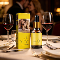 Parfum aux phéromones Velvet Seduction, parfum luxueux et crémeux de bois de santal et de vanille, crée une aura chaude et intime