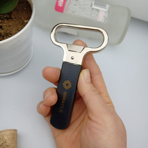 Abrebotellas de <span class=keywords><strong>vino</strong></span> y cerveza multifunción moderno cuchillo de <span class=keywords><strong>vino</strong></span> antiguo Extractor de corcho destornillador tipo Clip conveniente estilo de moda antigua - Product Image 4