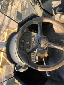 รถตักล้อยาง Caterpillar 966F มือสอง ปี 2020 รับน้ำหนักได้ 15 ตัน กำลัง 92 กิโลวัตต์ พร้อมเครื่องยนต์ เกียร์ และปั๊ม  ขายในเซี่ยงไฮ้ - Product Image 5