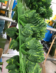 Guirlande suspendue de feuilles de vigne, plantes de lierre vert pour mariage, décoration murale de fête, jardin et bureau - Product Image 3