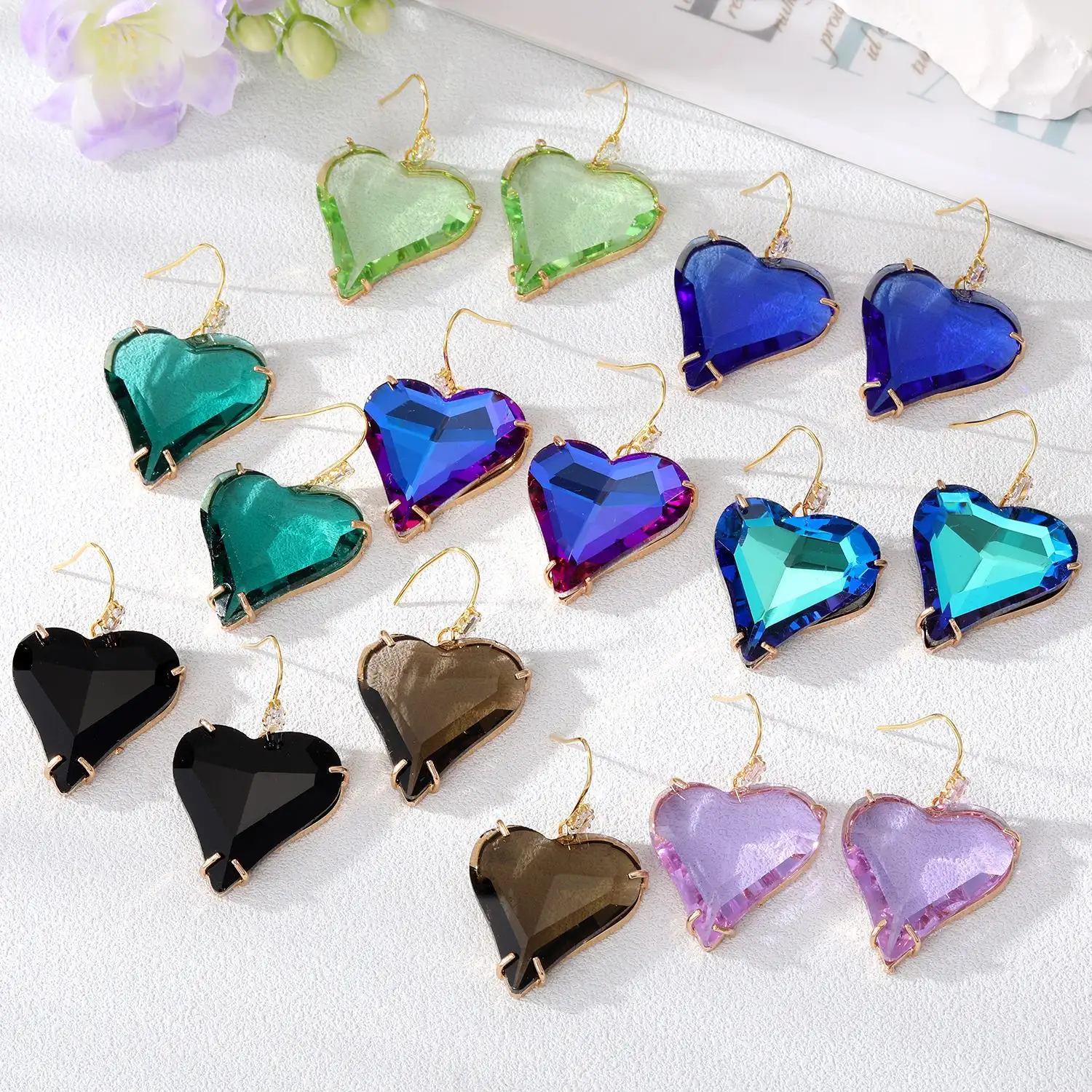 Wholesale Fashion Exaggerated Transparent Glass Love Heart Shaped Earrings Clear Faced Glass Crystal Heart Drop Earrings