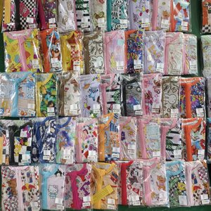 ชุดรอมเปอร์แขนสั้นแบบซิปสองทางสำหรับเด็กผู้ชายและเด็กผู้หญิง ลายพิมพ์หลากหลาย ชุดนอนเด็กทำจากใยไผ่ ขายดี ชุดนอนเด็กแบบซิปใยไผ่ - Product Image 1