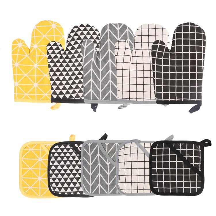 BPA Free Soft Silicone Oven Mitts